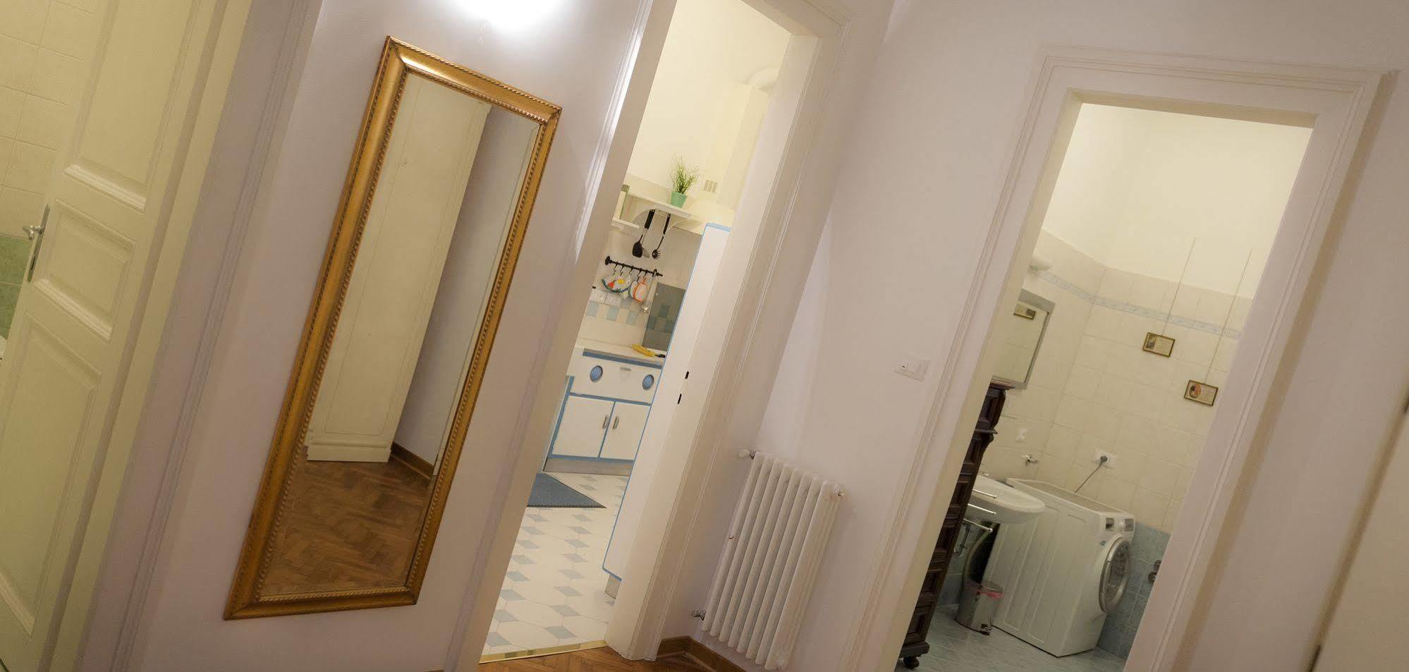 Domus Liberta - Boutique Rooms Trieste Exterior photo